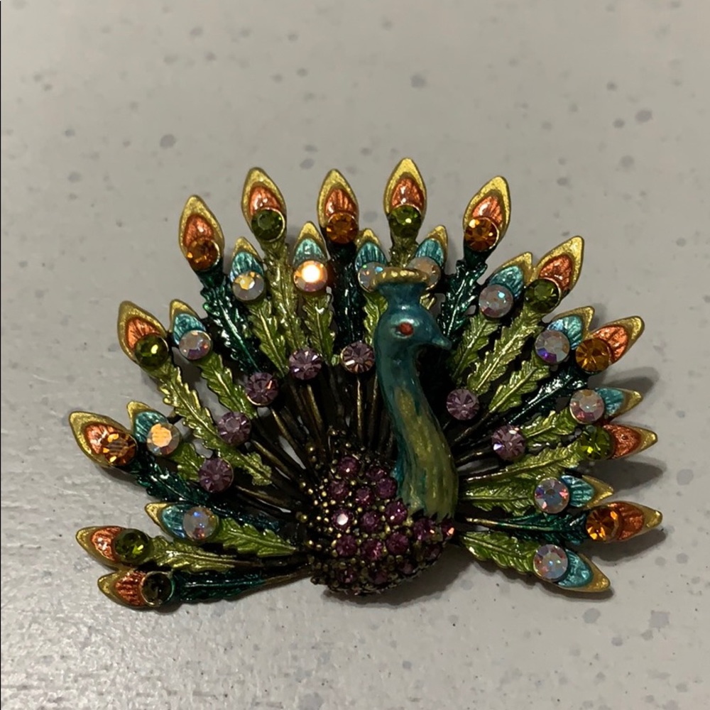 🎀Peacock brooch